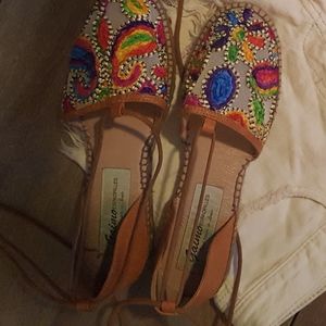 Embroidered espadrilles